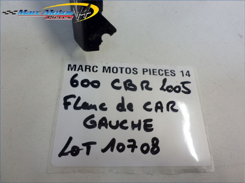 FLANC DE CARENAGE GAUCHE HONDA 600 CBR R 2005