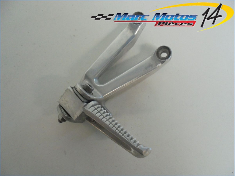 PLATINE ARRIERE GAUCHE YAMAHA R1 1998