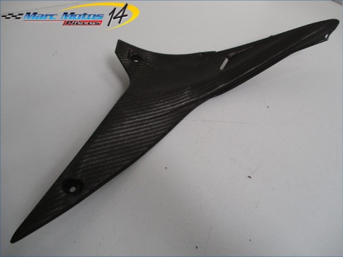 CACHE LATERAL INTERMEDIAIRE DROIT APRILIA 1000 RSV4 FACTORY 2009