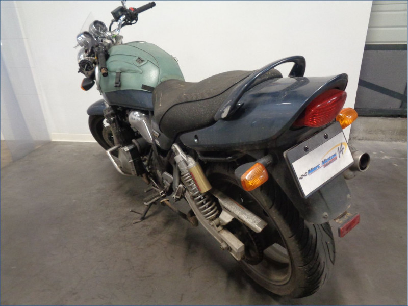 SUZUKI 1200 GSX 