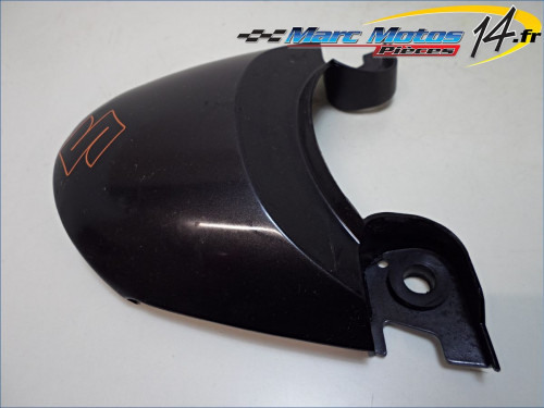 JONCTION ARRIERE DE CACHES LATERAUX SUZUKI 650 SV N 2000