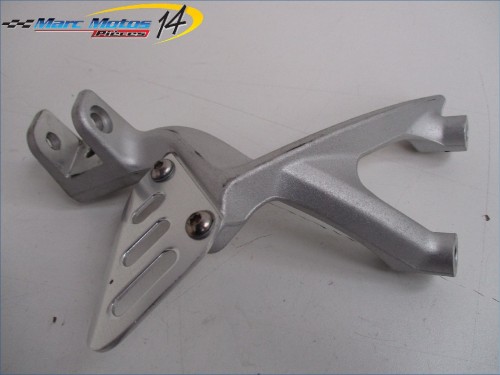 PLATINE ARRIERE GAUCHE APRILIA 1000 RSV4 FACTORY 2009