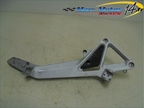 PLATINE MIXTE DROITE HONDA 600 HORNET 2003