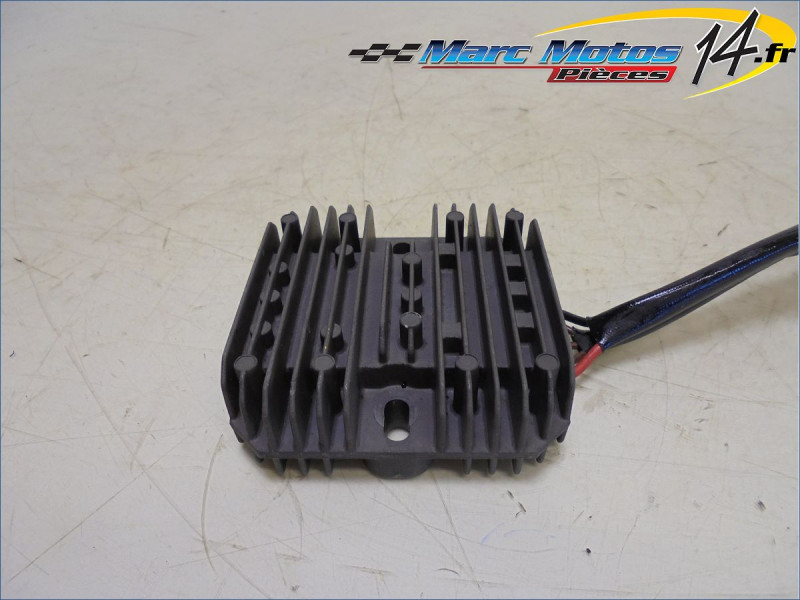 REGULATEUR BMW G310R 2021