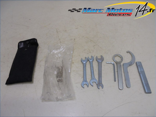 TROUSSE A OUTILS BMW G310R 2021