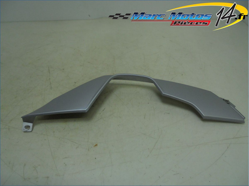 CACHE LATERAL DROIT BMW F650GS 2010