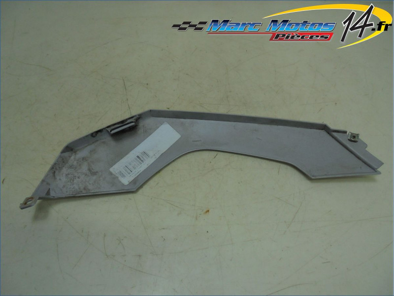 CACHE LATERAL GAUCHE BMW F650GS 2010