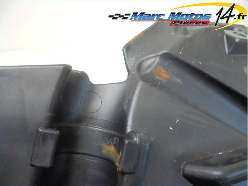 PLASTIQUES ET CAOUTCHOUCS DIVERS BMW F650GS 2010