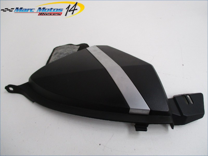 HABILLAGE DE BOITE A AIR GAUCHE HONDA CB1000R ABS 2009