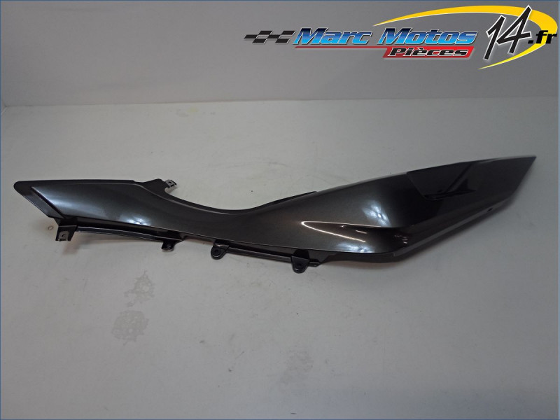 CACHE LATERAL GAUCHE BMW R1250RT 2020