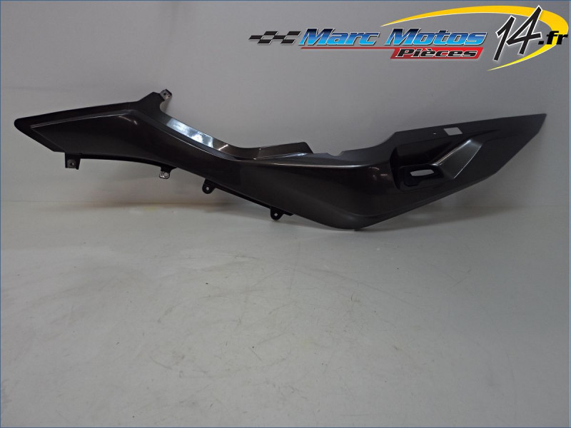 CACHE LATERAL GAUCHE BMW R1250RT 2020