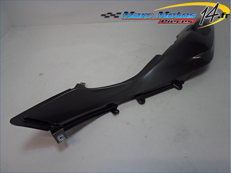 CACHE LATERAL GAUCHE BMW R1250RT 2020