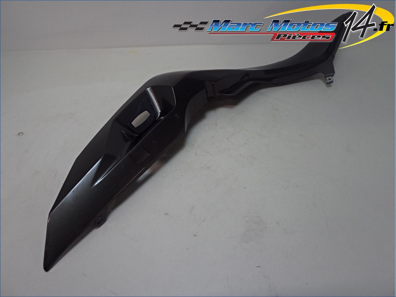 CACHE LATERAL GAUCHE BMW R1250RT 2020