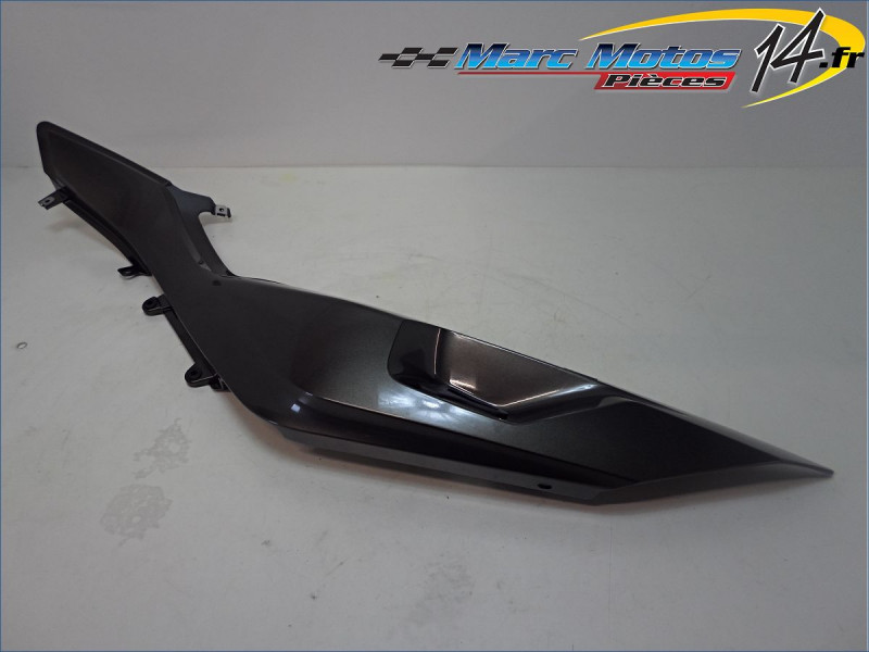 CACHE LATERAL GAUCHE BMW R1250RT 2020