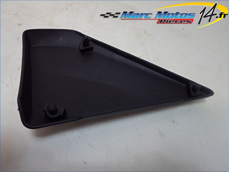 HABILLAGE DE CADRE GAUCHE BMW R1250RT 2020