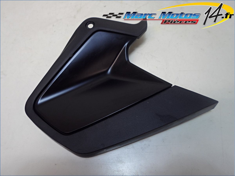 HABILLAGE DE TETE DE FOURCHE DROIT BMW R1250RT 2020