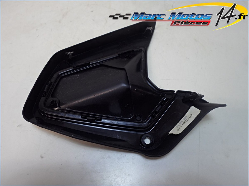 HABILLAGE DE TETE DE FOURCHE DROIT BMW R1250RT 2020