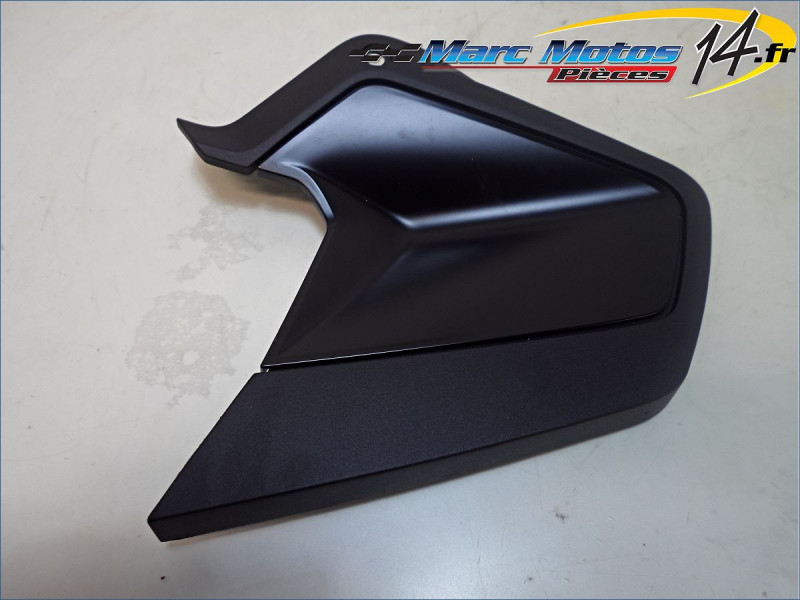 HABILLAGE DE TETE DE FOURCHE GAUCHE BMW R1250RT 2020