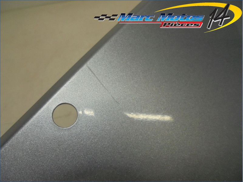 CACHE LATERAL GAUCHE HONDA 125 S WING 2013