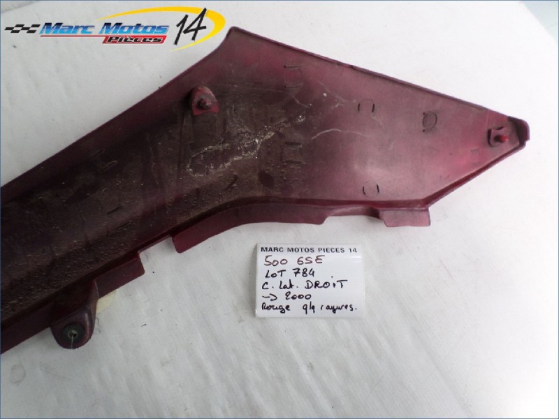 CACHE LATERAL DROIT SUZUKI 500 GSE GM51A