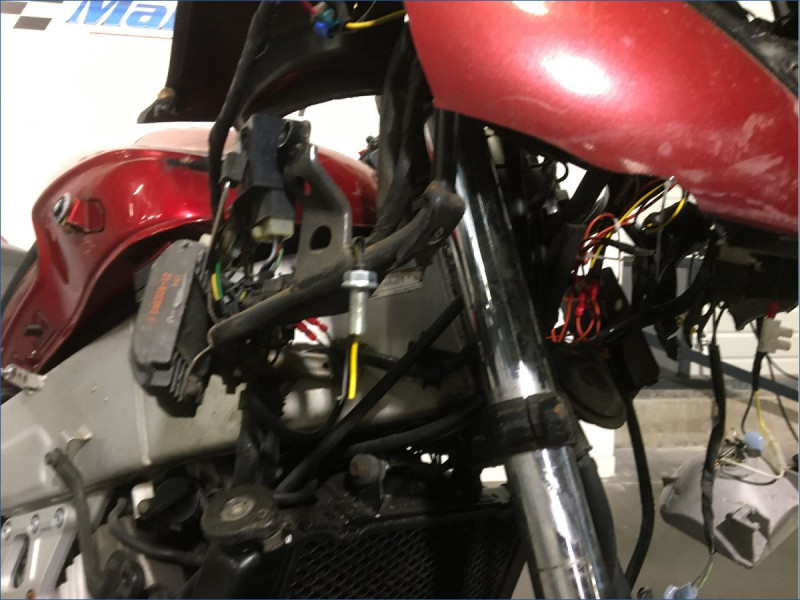YAMAHA 850 TDM 