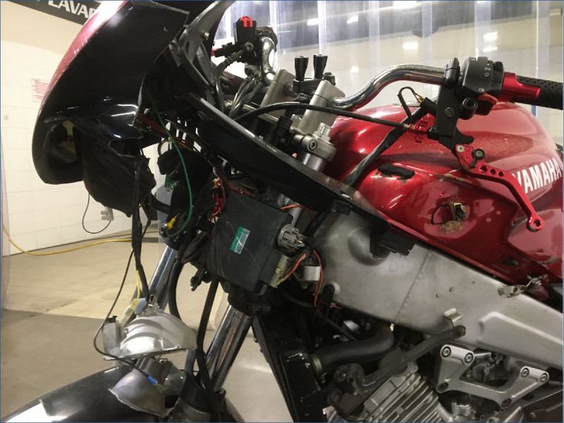 YAMAHA 850 TDM 