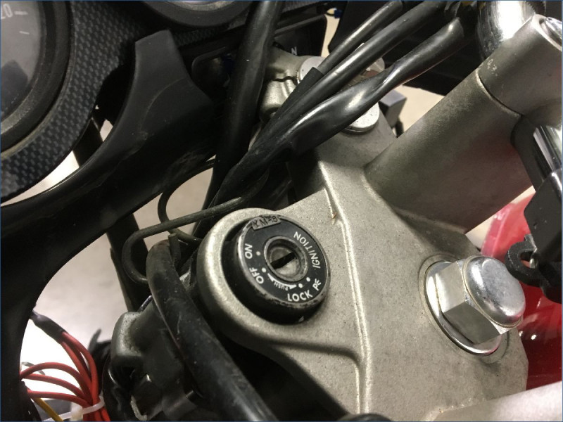 YAMAHA 850 TDM 