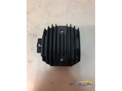 REGULATEUR YAMAHA FZ6 N 2005