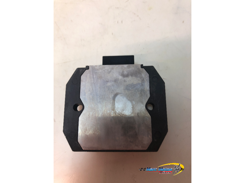 REGULATEUR YAMAHA FZ6 N 2005