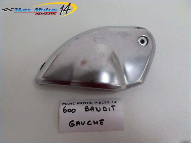 HABILLAGE DE BOITE A AIR GAUCHE SUZUKI 600 BANDIT GN77A