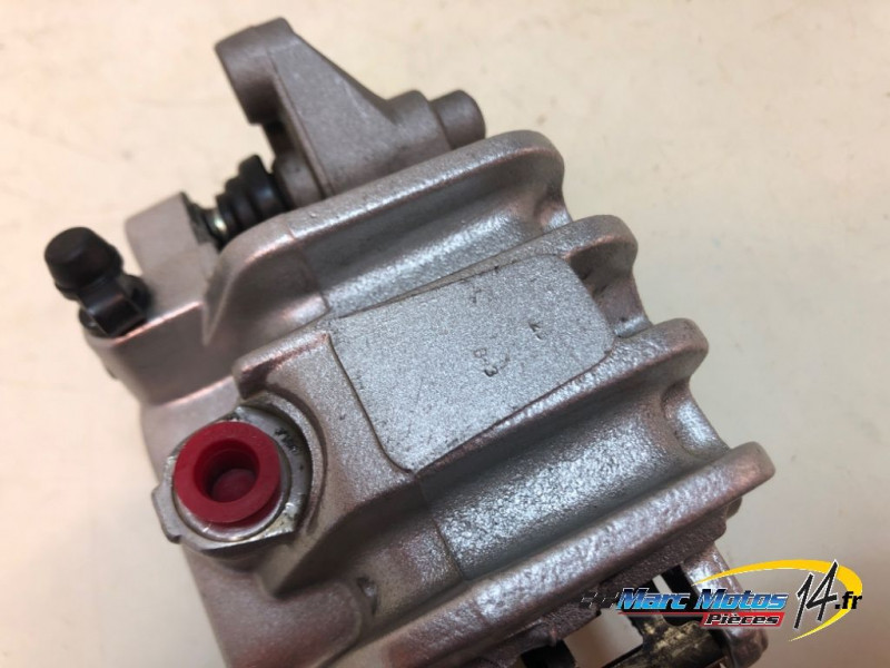 ETRIER DE FREIN AVANT GAUCHE SUZUKI 650 BURGMAN 2010