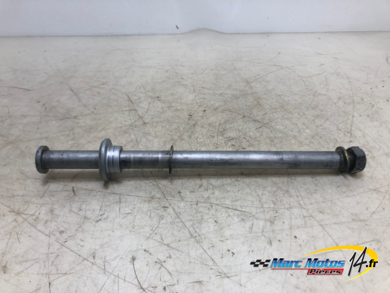 AXE DE ROUE ARRIERE HONDA 1300 ST PAN EUROPEAN ABS 2005