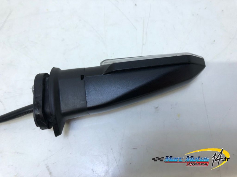 CLIGNOTANT ARRIERE DROIT HONDA 750 HORNET 2023