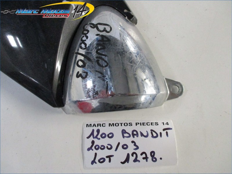 CACHE LATERAL INTERMEDIAIRE DROIT SUZUKI 1200 BANDIT 2001