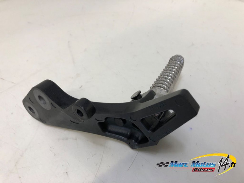 PLATINE ARRIERE DROITE YAMAHA MT09 SP 2021