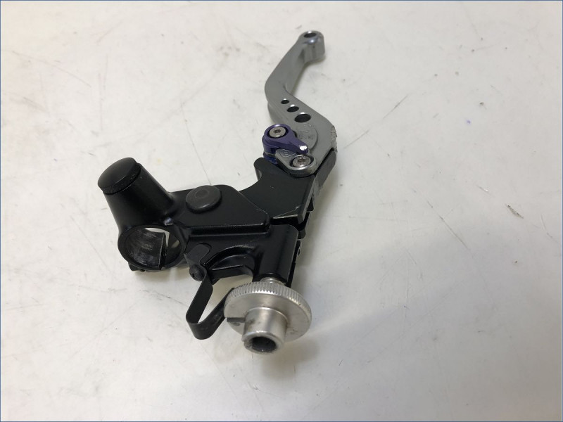 SUPPORT DE LEVIER D'EMBRAYAGE YAMAHA MT09 SP 2021