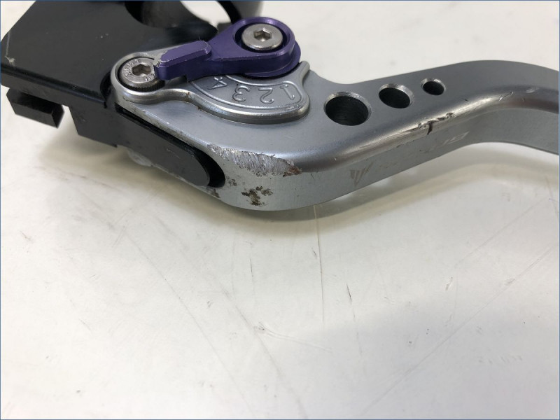 SUPPORT DE LEVIER D'EMBRAYAGE YAMAHA MT09 SP 2021