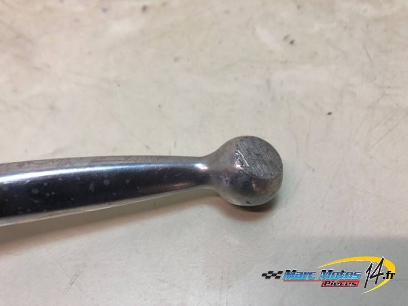 SUPPORT DE LEVIER D'EMBRAYAGE SUZUKI 125 MARAUDER 2001