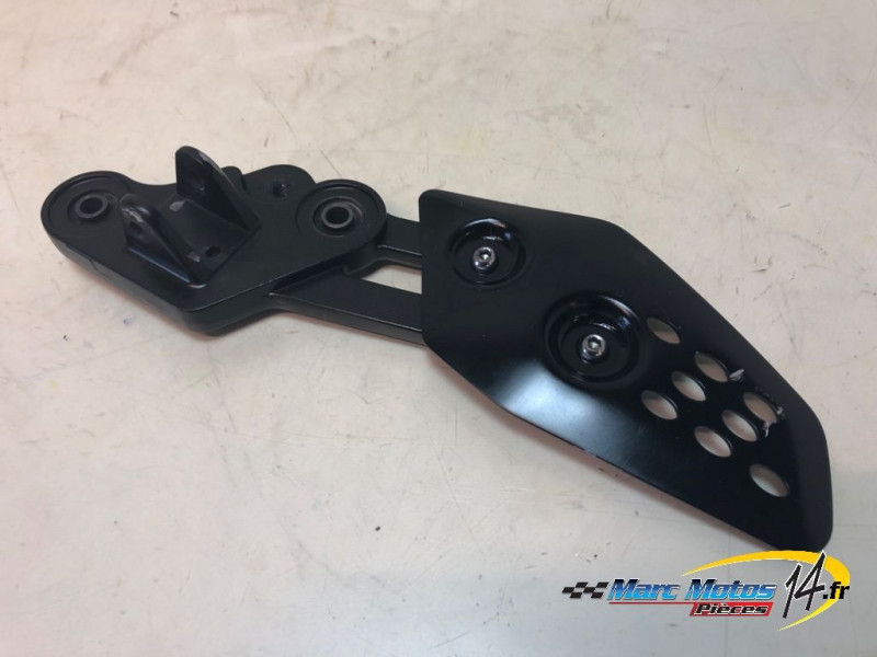 PLATINE AVANT GAUCHE YAMAHA MT07 A2 2021