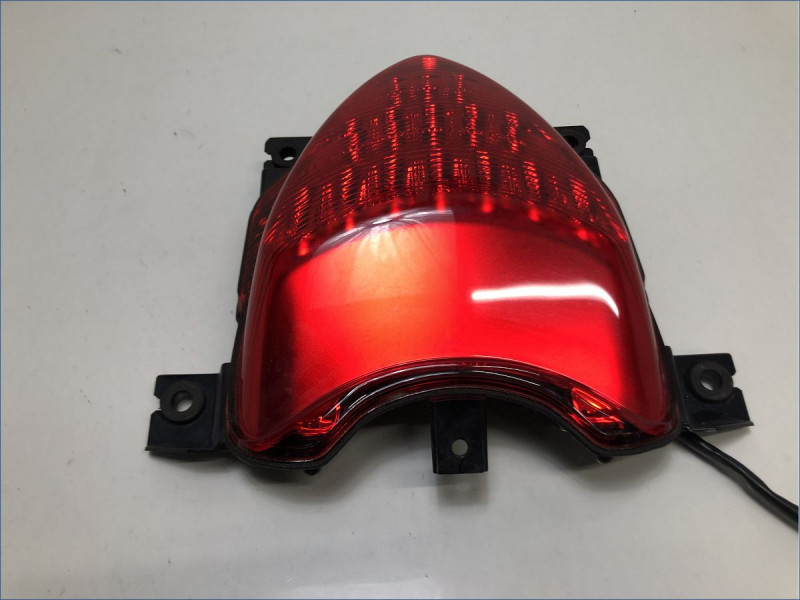 FEU ARRIERE SUZUKI 1800 VZR INTRUDER 2006