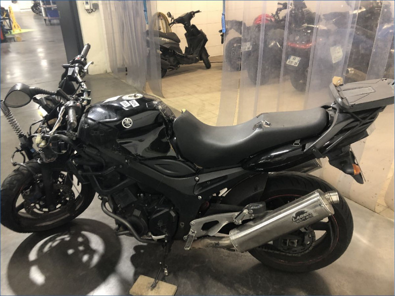 YAMAHA 900 TDM 