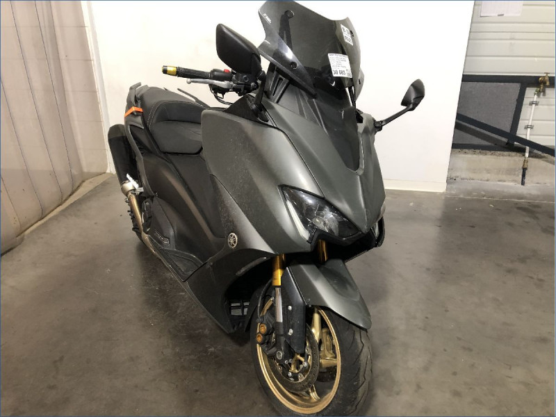 YAMAHA 560 TMAX 