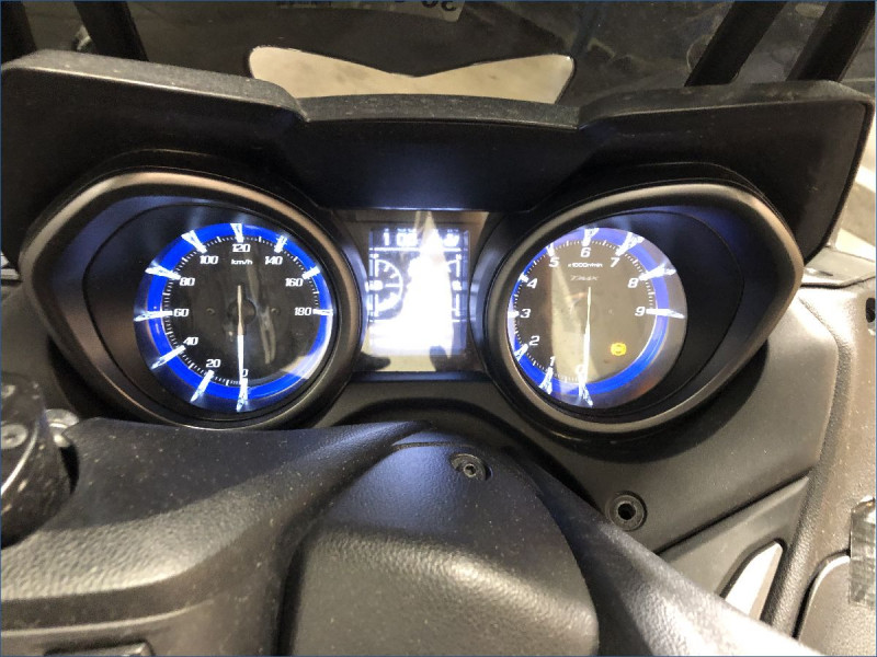 YAMAHA 560 TMAX 