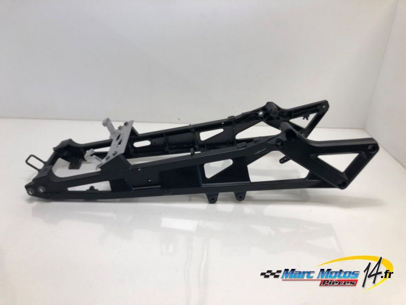 BERCEAU ARRIERE DE CADRE SUZUKI 750 GSXR 2004