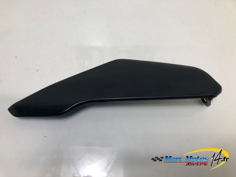 HABILLAGE DE RESERVOIR SUZUKI 750 GSXR 2004