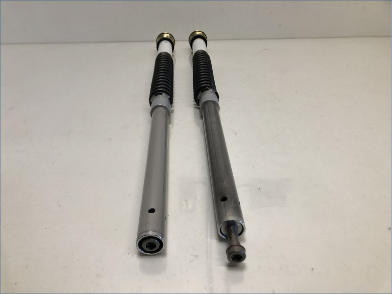 INTERIEUR DE FOURCHE SUZUKI 750 GSXR 2004