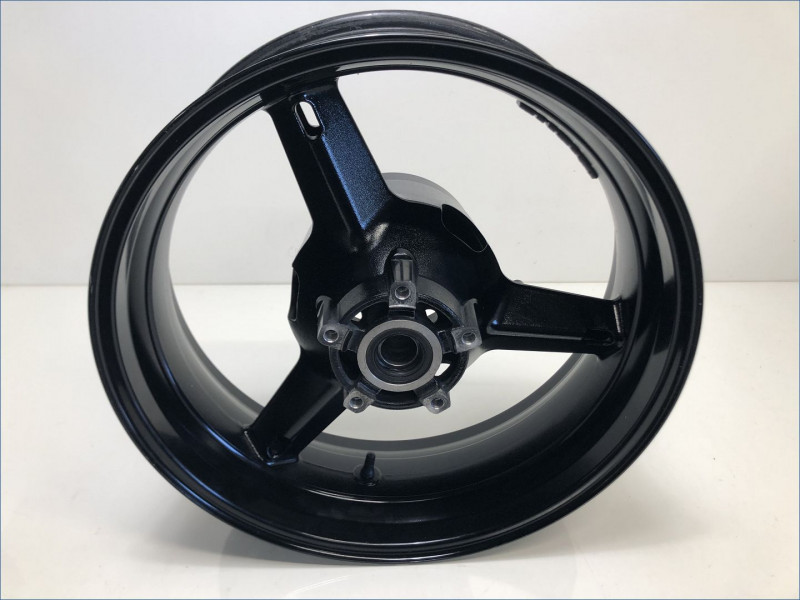 JANTE ARRIERE SUZUKI 750 GSXR 2004