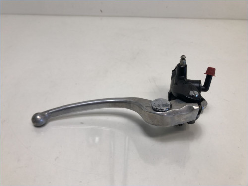 MAITRE CYLINDRE DE FREIN AVANT SUZUKI 750 GSXR 2004