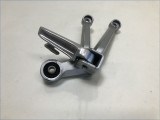 PLATINE ARRIERE DROITE SUZUKI 750 GSXR 2004