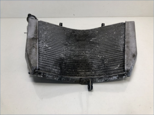 RADIATEUR D&#039;EAU SUZUKI 750 GSXR 2004